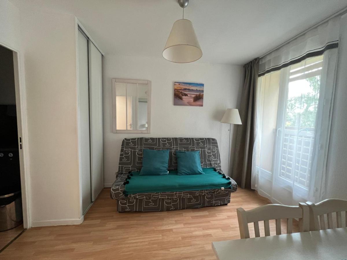 Joli T2 Proche Plage Dans Residence Ла Лонд-ле-Мор Екстериор снимка