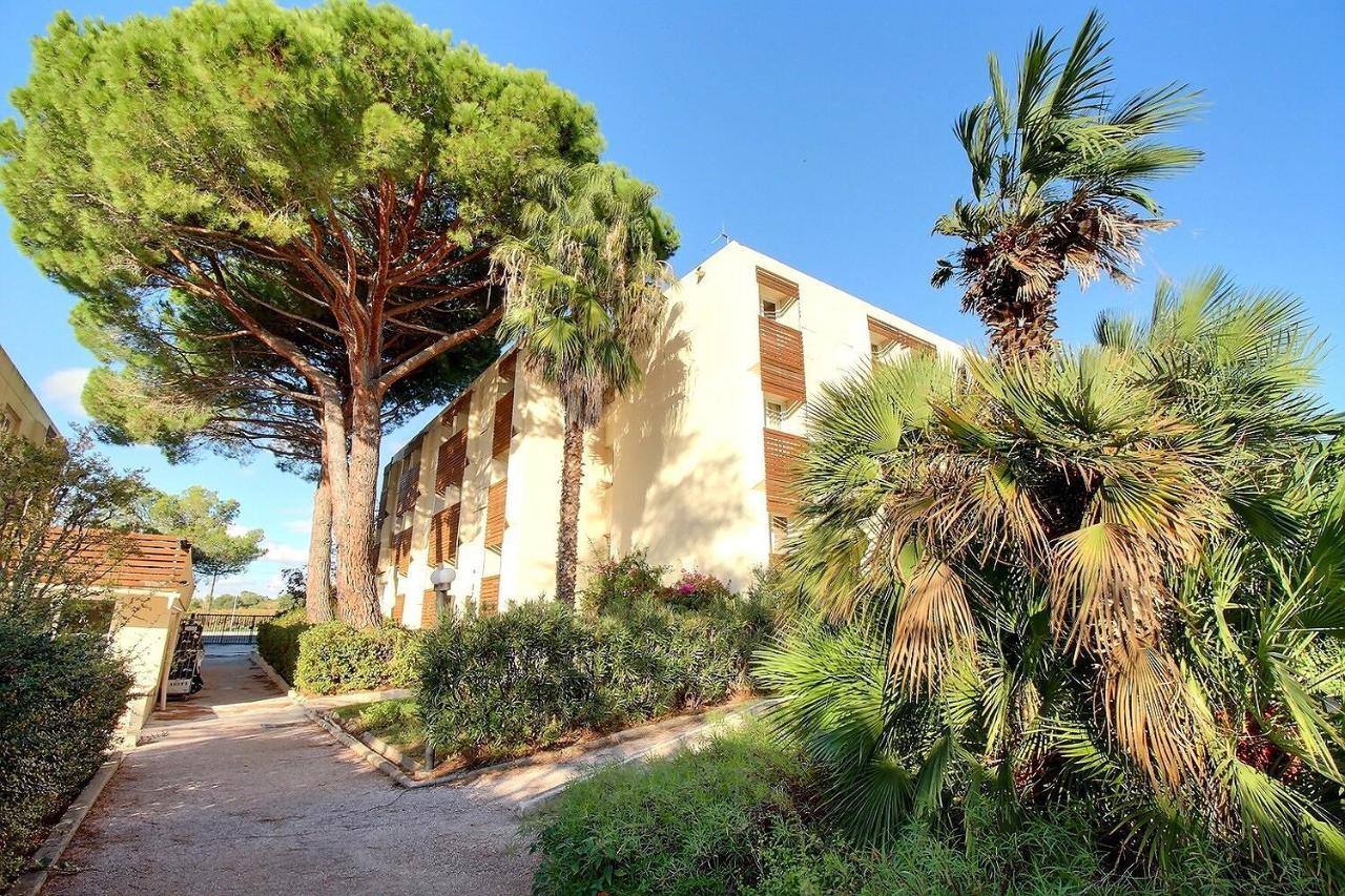 Joli T2 Proche Plage Dans Residence Ла Лонд-ле-Мор Екстериор снимка