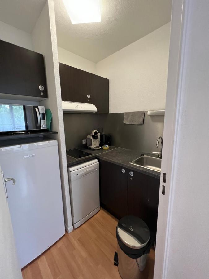 Joli T2 Proche Plage Dans Residence Ла Лонд-ле-Мор Екстериор снимка