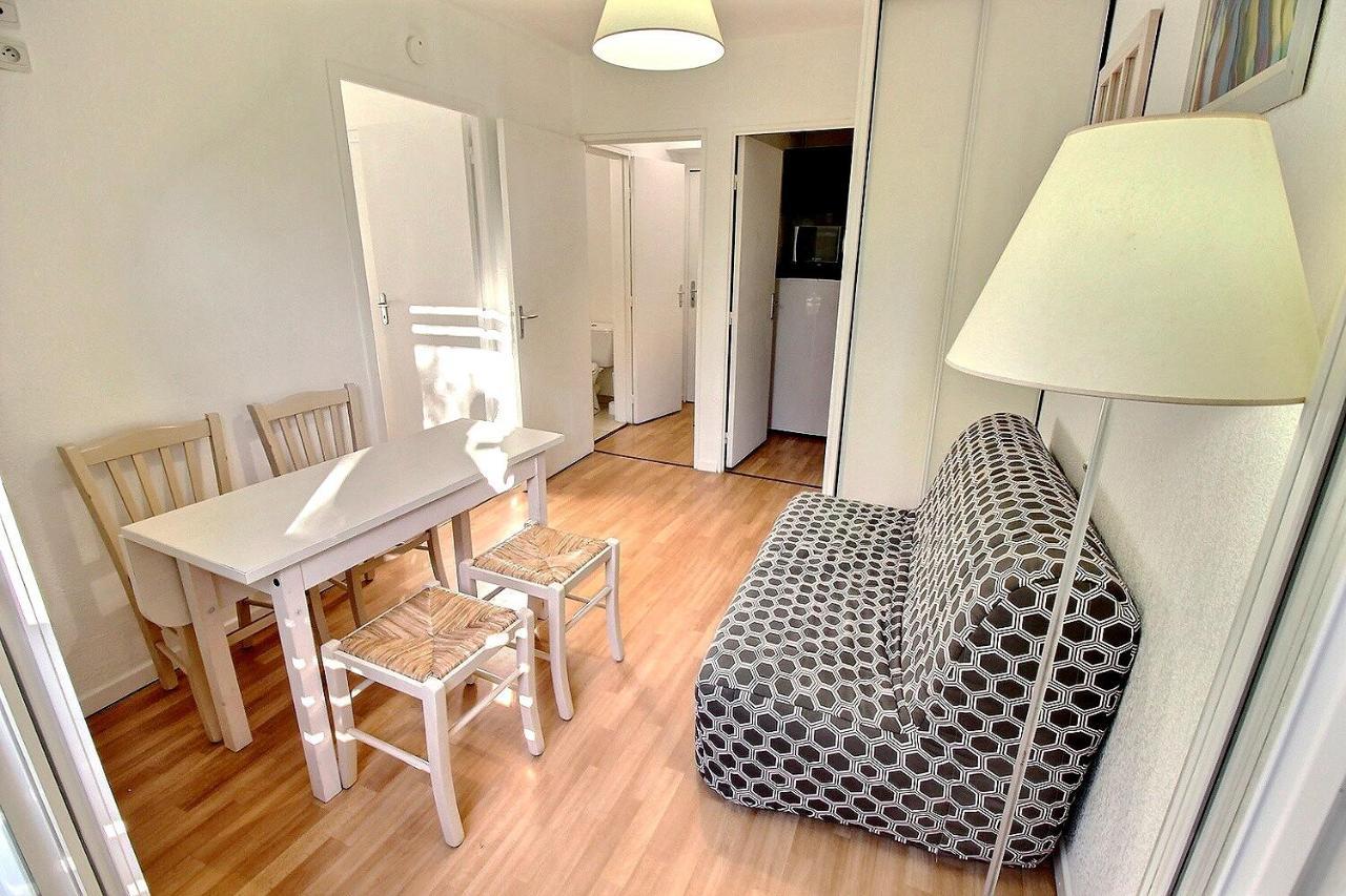 Joli T2 Proche Plage Dans Residence Ла Лонд-ле-Мор Екстериор снимка
